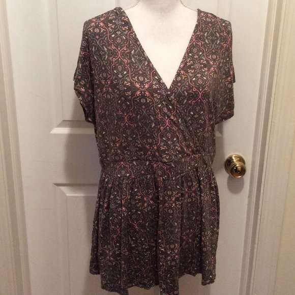 torrid Tops - Torrid Top Gray Brown Pink Super Soft Knits 1X